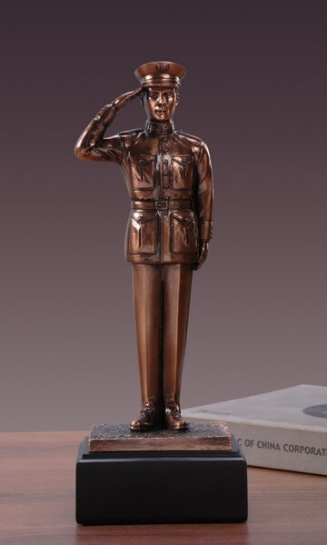 Soldier in Salute Tribute Sculpture Polished Uniform Statue Stance